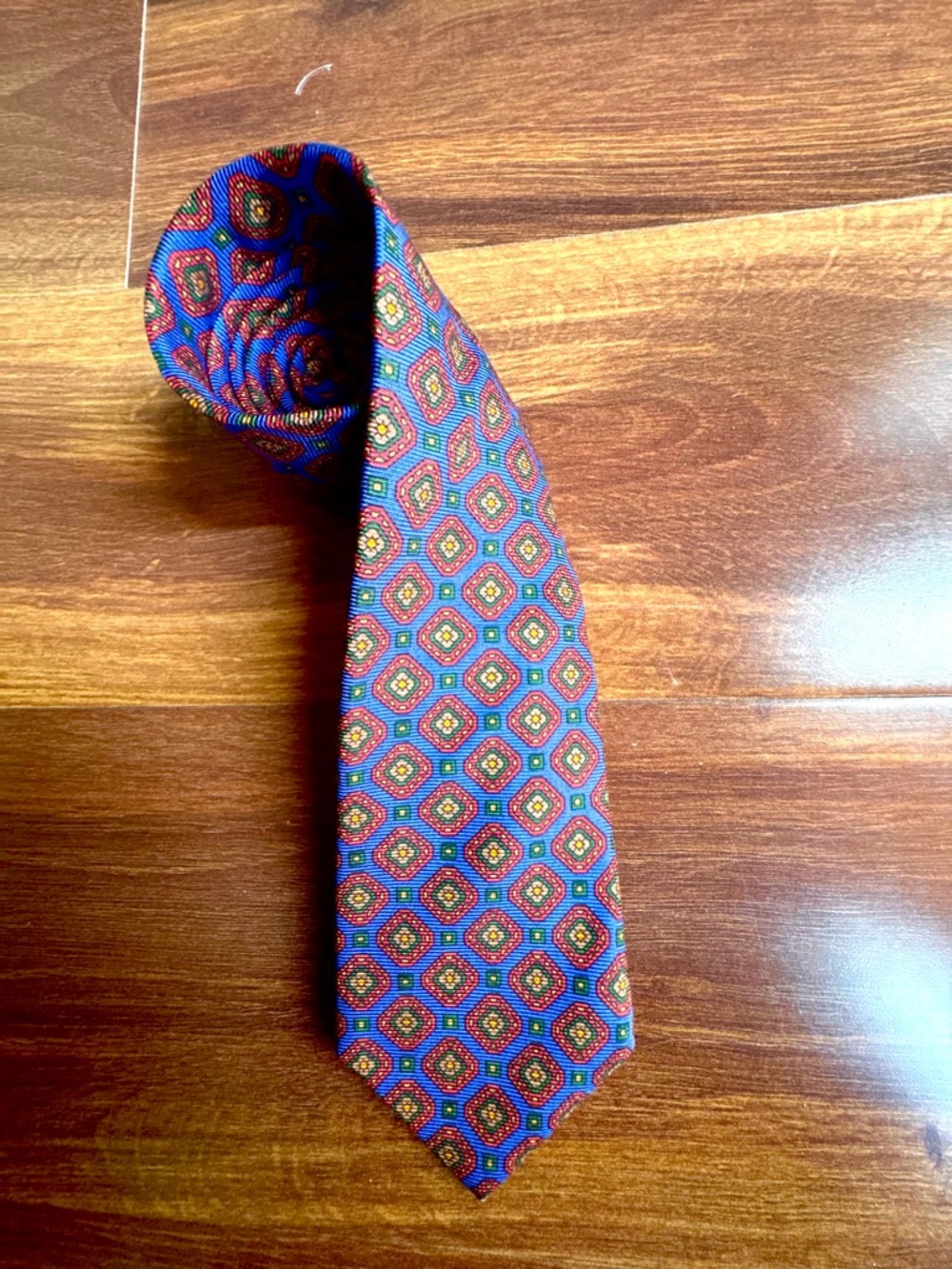 BROOKS BROTHERS Makers and Merchants Blue and Red Geometric Silk Medallion Tie